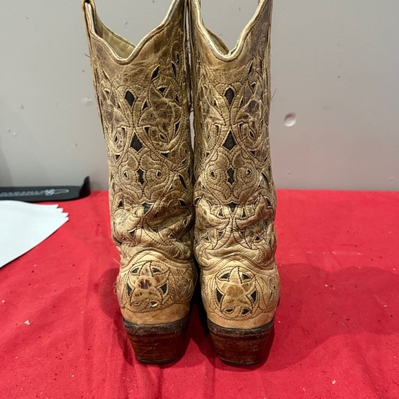 Corral Tan Heeled Boots with Intricate Cutouts - Picture 5 of 7